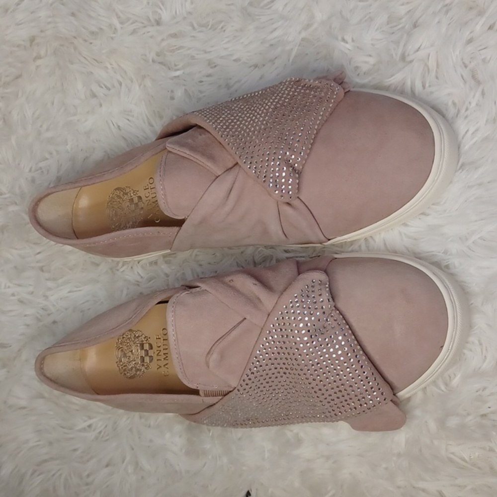 Vince Camuto Barita Rose Quartz Lux Kid Suede Shoes Size 9.5W NEW